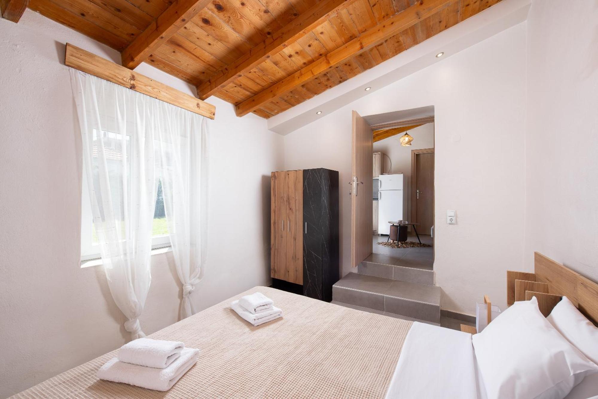 Kentrikon Rooms III & Mint House Limenária Kültér fotó