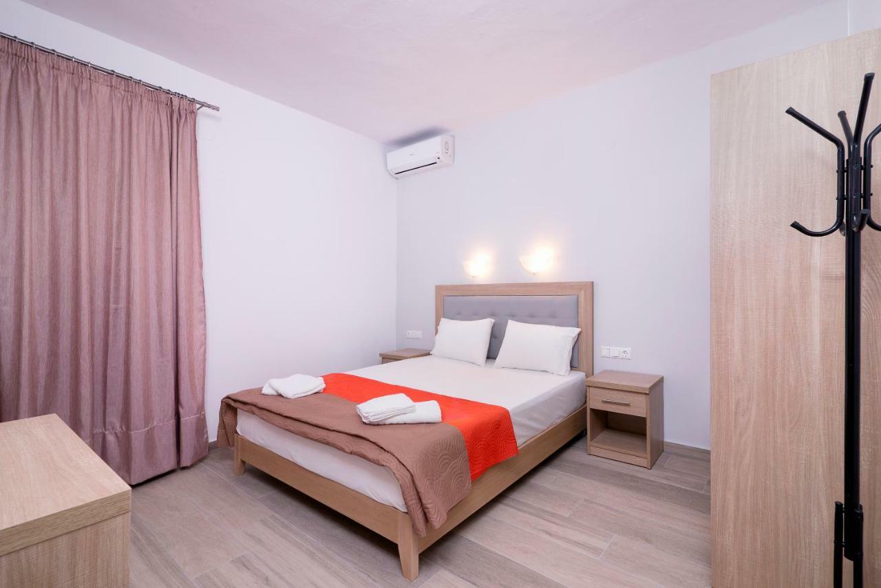 Kentrikon Rooms III & Mint House Limenária Kültér fotó