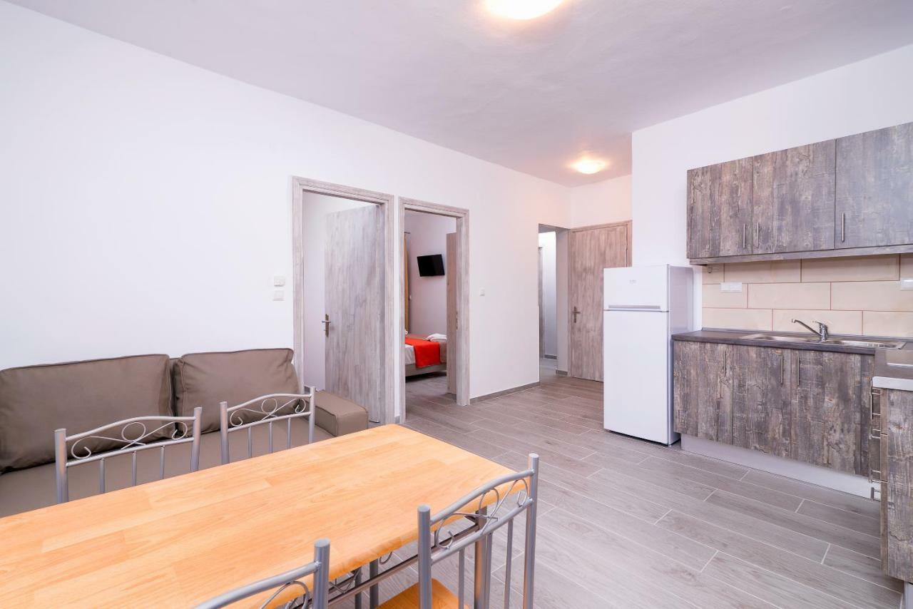 Kentrikon Rooms III & Mint House Limenária Kültér fotó